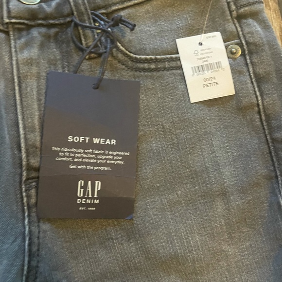 GAP Dark Wash Grey Jeans - Picture 4 of 6